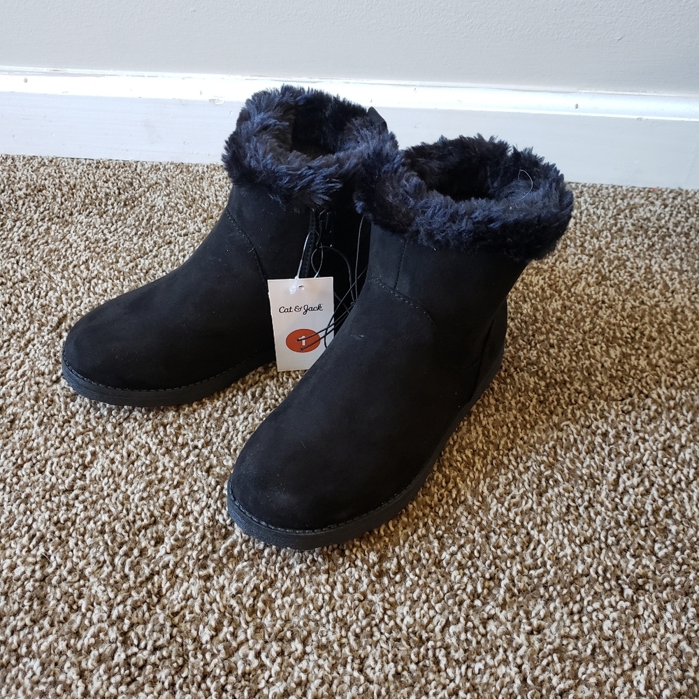 Cat and Jack girls faux fur ankle boots